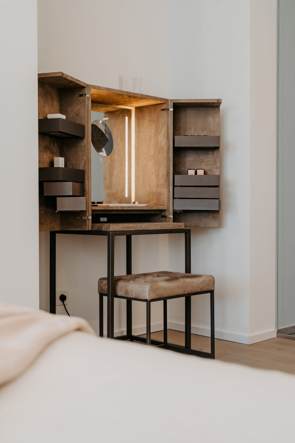 YOMEI Galeriebild