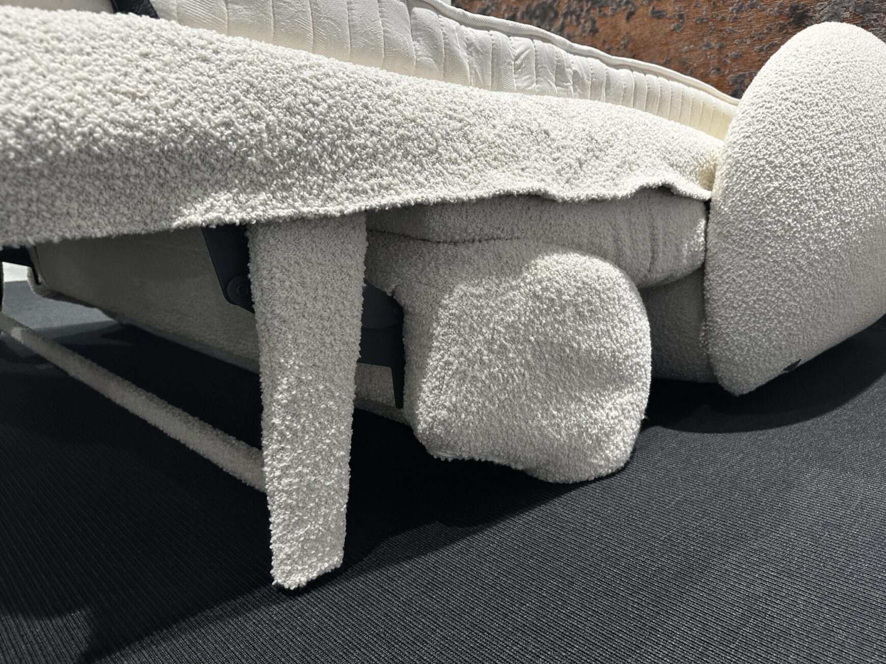 POL 74 Curvy Design Schlafsofa – Ansicht 5
