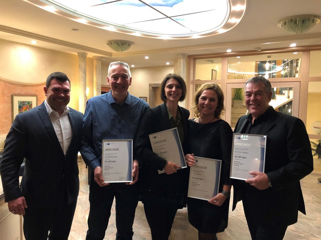 Ehre, wem Ehre gebührt Thumbail