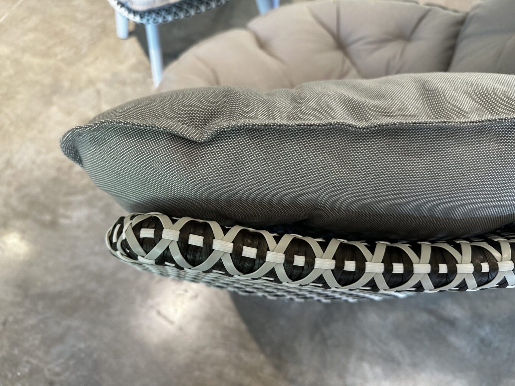 DEDON Mbrace Sessel – Ansicht 5