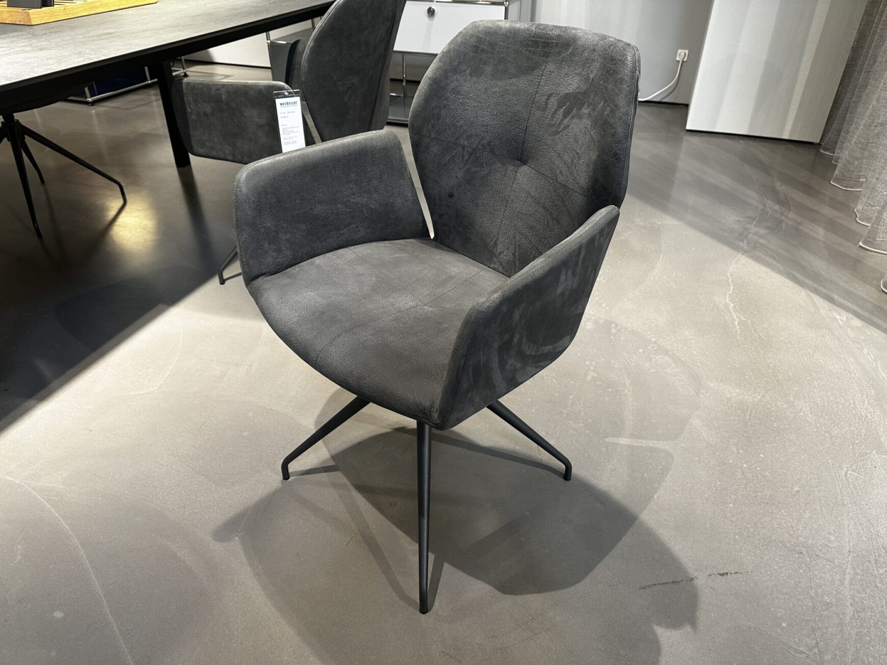 MOBITEC Molveno Stuhl – Ansicht 2