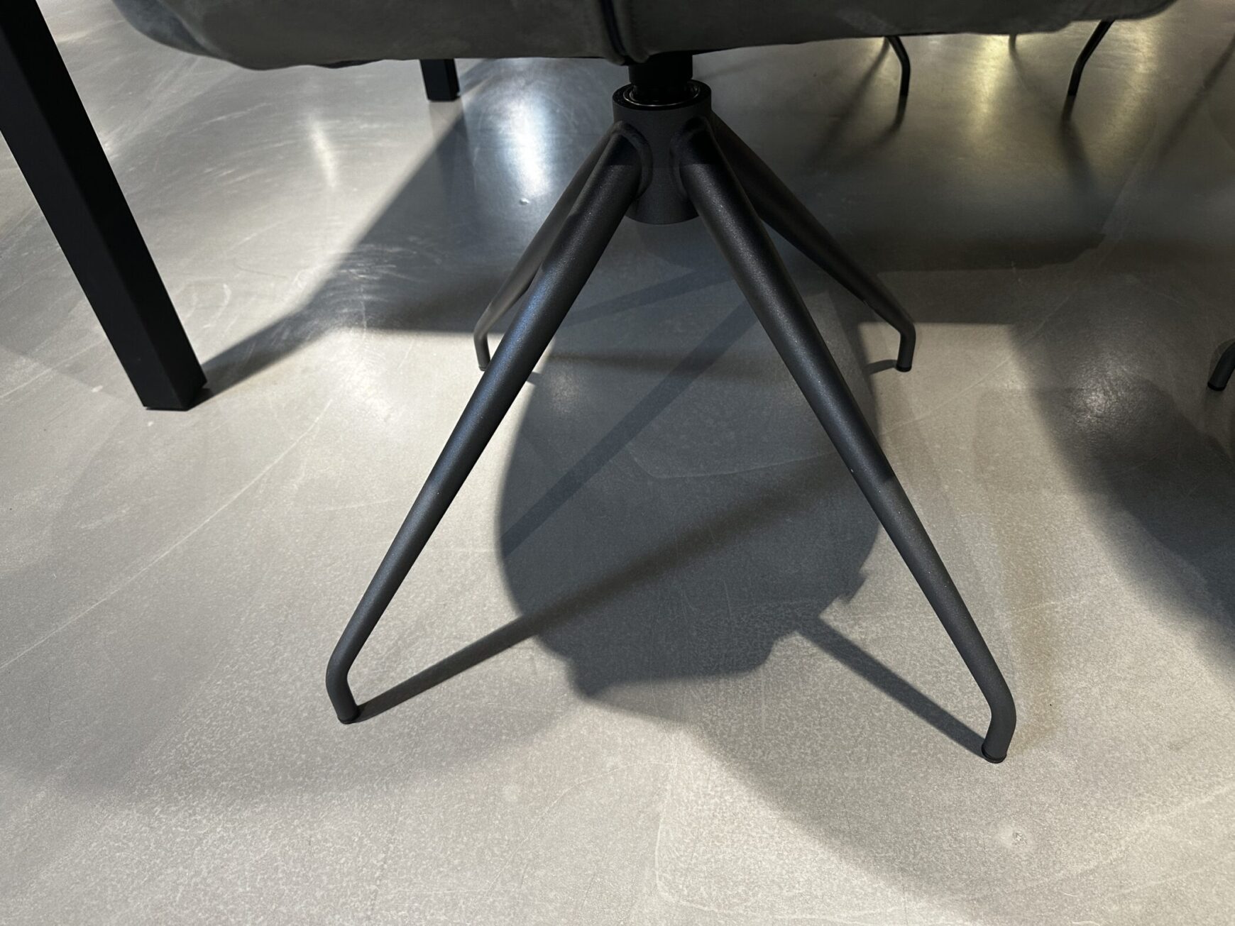 MOBITEC Molveno Stuhl – Ansicht 4