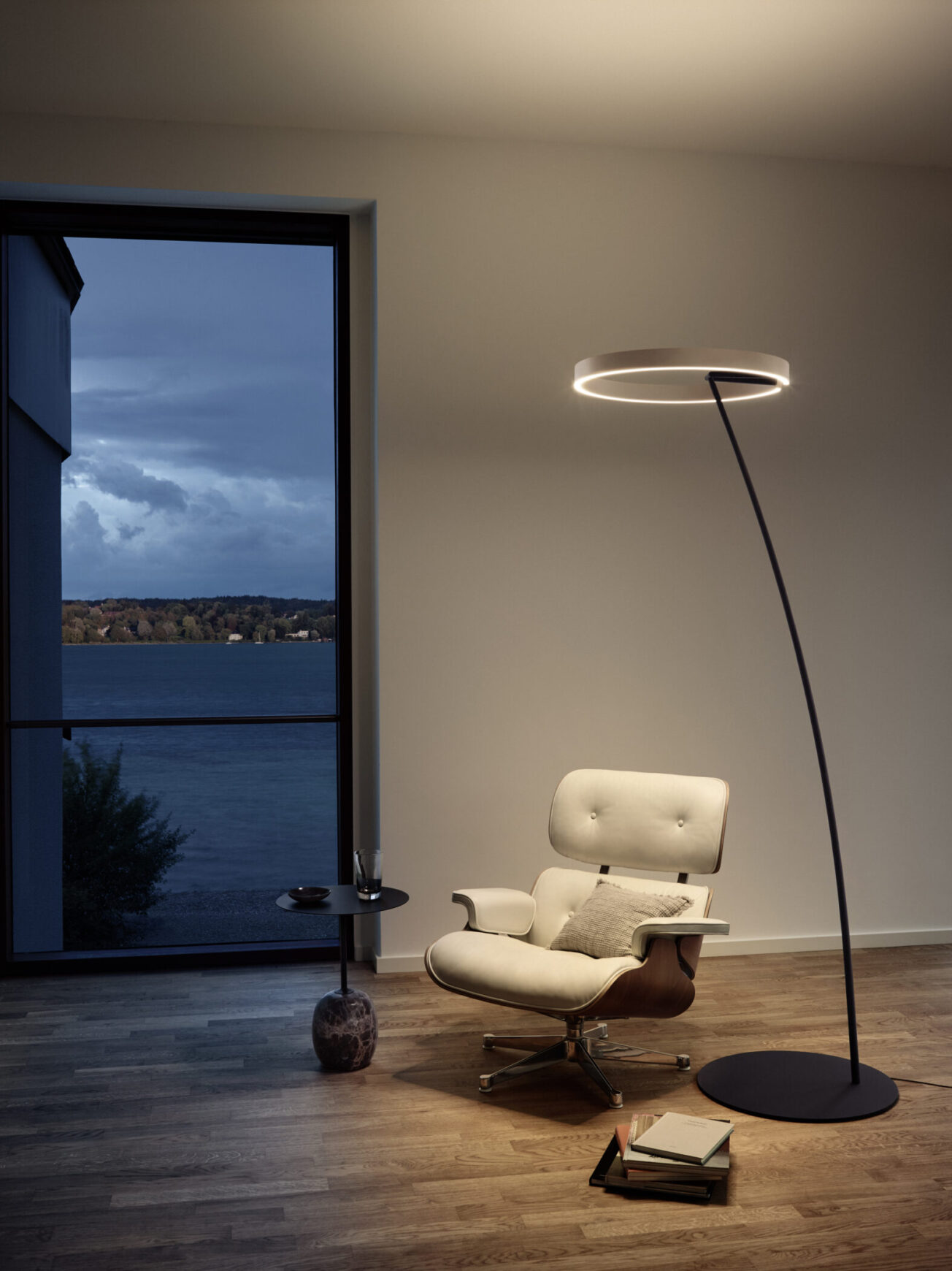 Hintergrundbild OCCHIO - Modernes Licht-Design „Made in Germany“